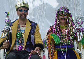 Looking every inch the royal pair were Mardi Croix King and Queen Larry Barr and Pat Dawson.