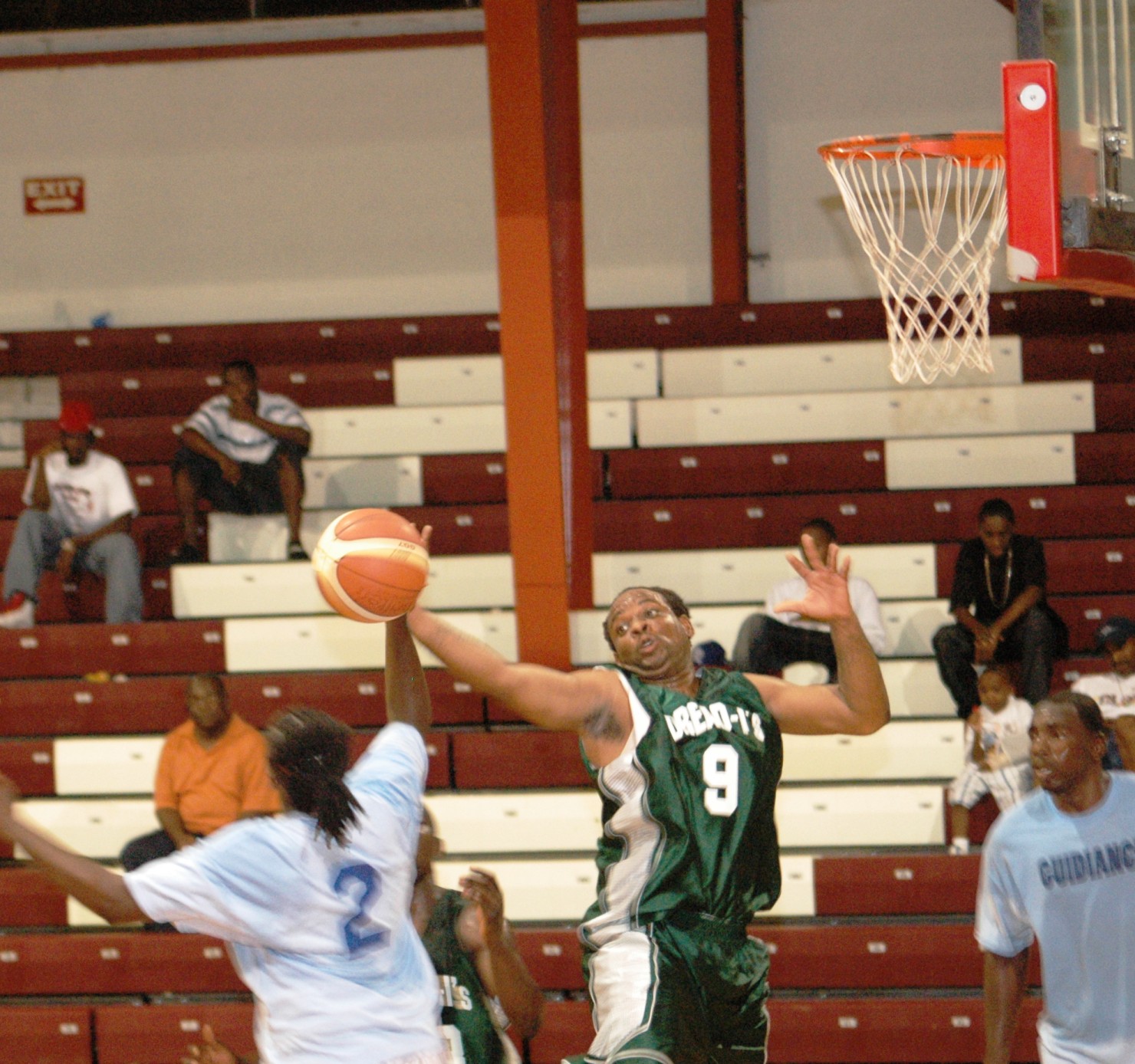 The Dread I’s Rudolf Simmonds (9) is turned away by the Guidance defense in the fourth quarter.