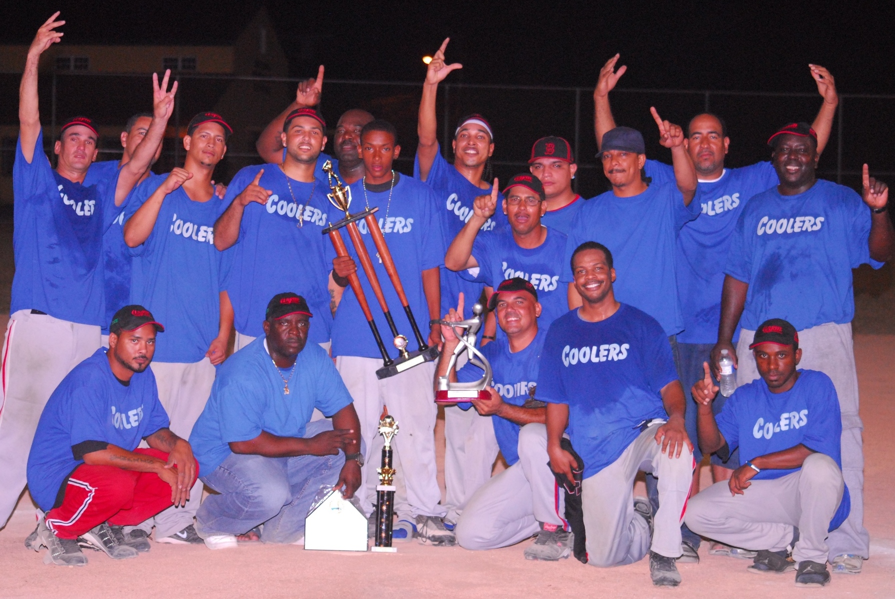 Coolers strikes a winning pose as they celebrate their 2011 Bob Owens Championship.