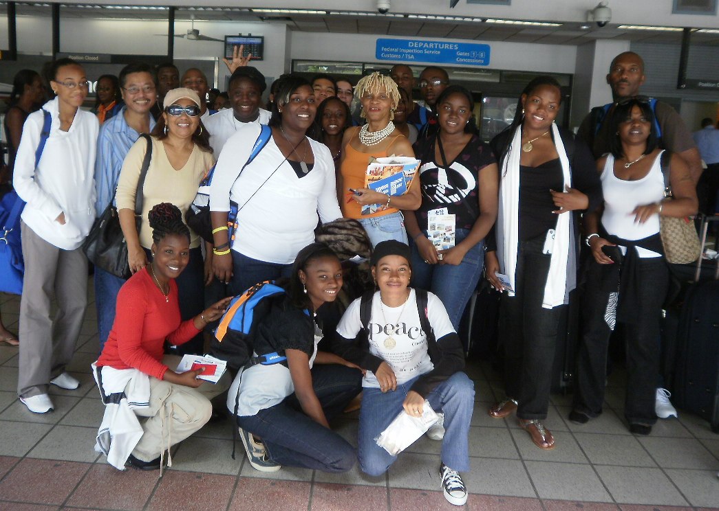 CAHS students and chaperones head off to Tokyo.