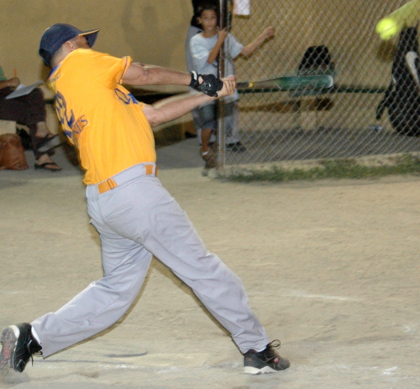Angel Torres delivers a home run for the Stealers.