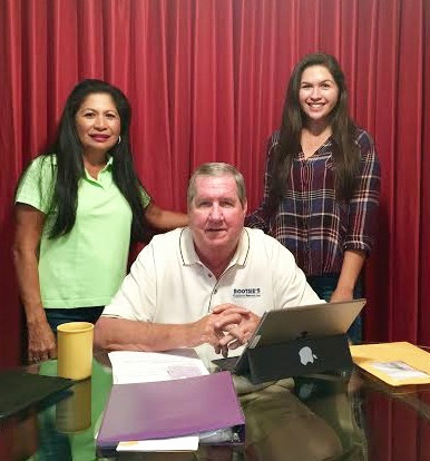 Maria, Larry and Jennifver Prendergast. (Submitted photo)