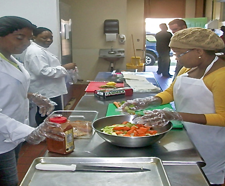 Students in the UVI Hotel and Tourism Management learn kitchen work.