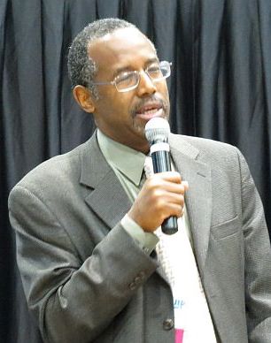 Dr. Benjamin Carson Sr. inspired students at Monday's conference.