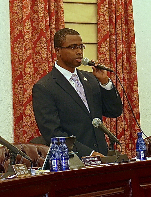 Sen. Alvin Williams Jr. during September 2012 Senate session.