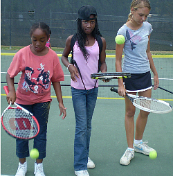 Reynisha Rivera (left to right), Dejiah Woods and Hannah Schuck doing drills.