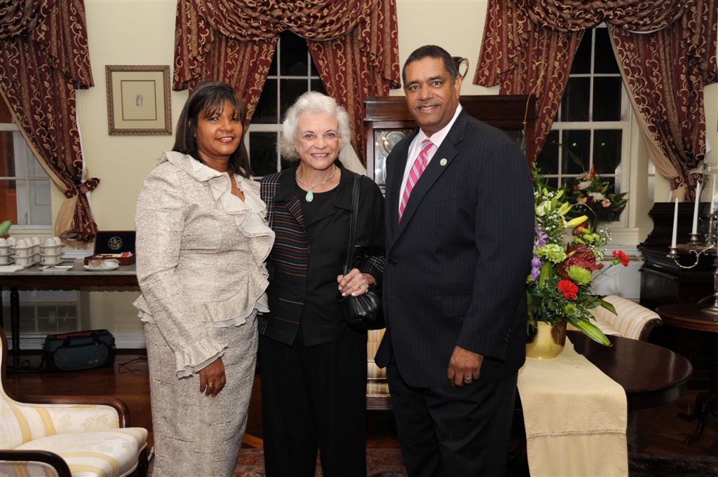 Retired Supreme Court Justice Sandra Day O'Connor (center) with Gov. deJongh and the first lady