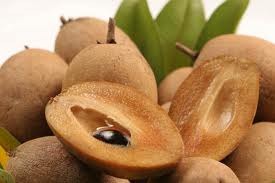 Sapodilla cut and whole.