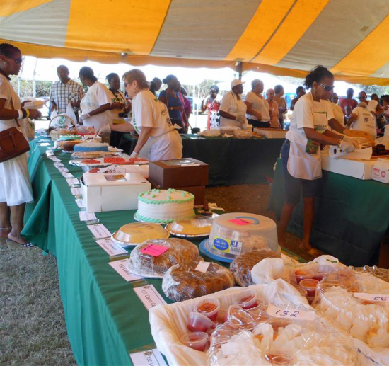 It was a busy day at the dessert tent.