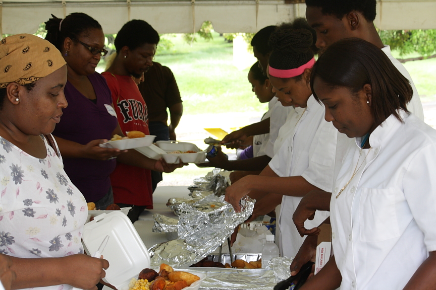 Culinary Students from the Educational Complex Technical School served lunch at the 5th Annual Project Homeless Connect.