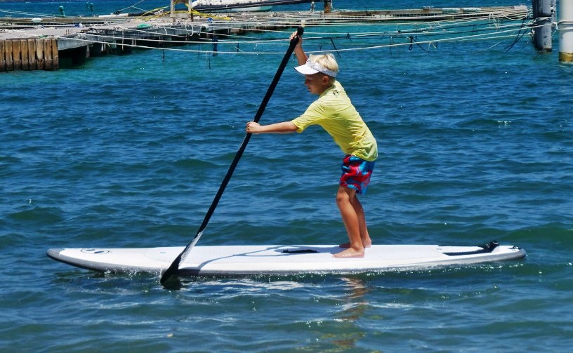 Stefan Moorman practices for the children's race (Carol Buchanan photo). 