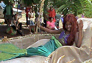 Ariel the Little Mermaid , a/k/a Miracle Lyles, had her own solo float.