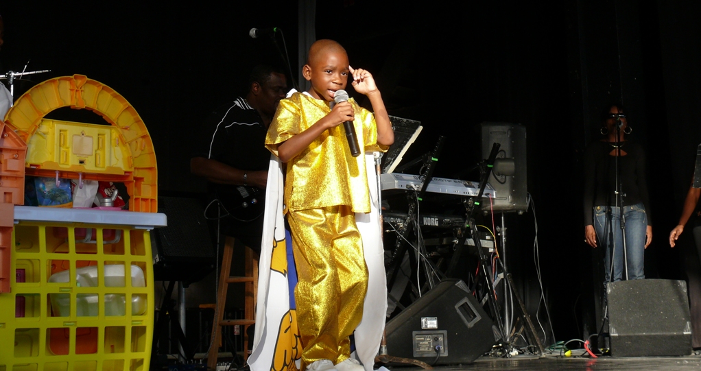 "Young Scabbie," aka Deonandre Cascen, singing "Fish and Fungi." 
