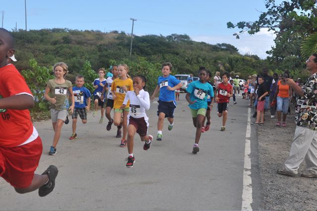 Start of the Rotary Mid-Isle Duathlon 9-11 year old category  (Photo taken by Michelle Dizon) 