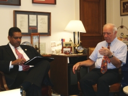 DeJongh meets with Rep. Jim Oberstar, chairman of the House Transportation and Infrastructure Committee.