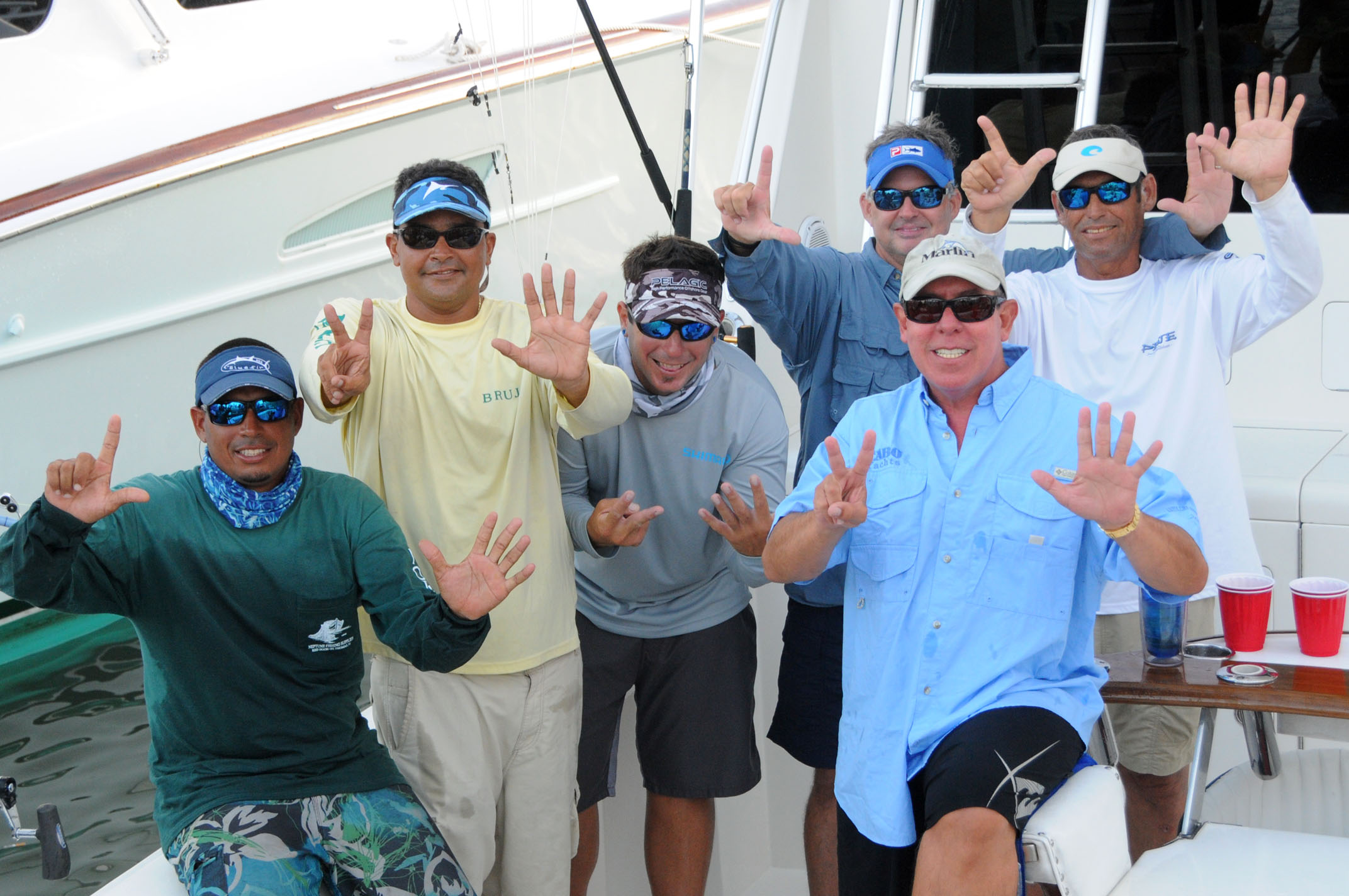 Puerto Rico’s Peje wins Top Boat in the ABMT. L to R: William Oquendo, Capt. Juan Antonio Garcia, Javier Aldrey, Jose Pazos, Carlos Garcia and Carlos Chapel.