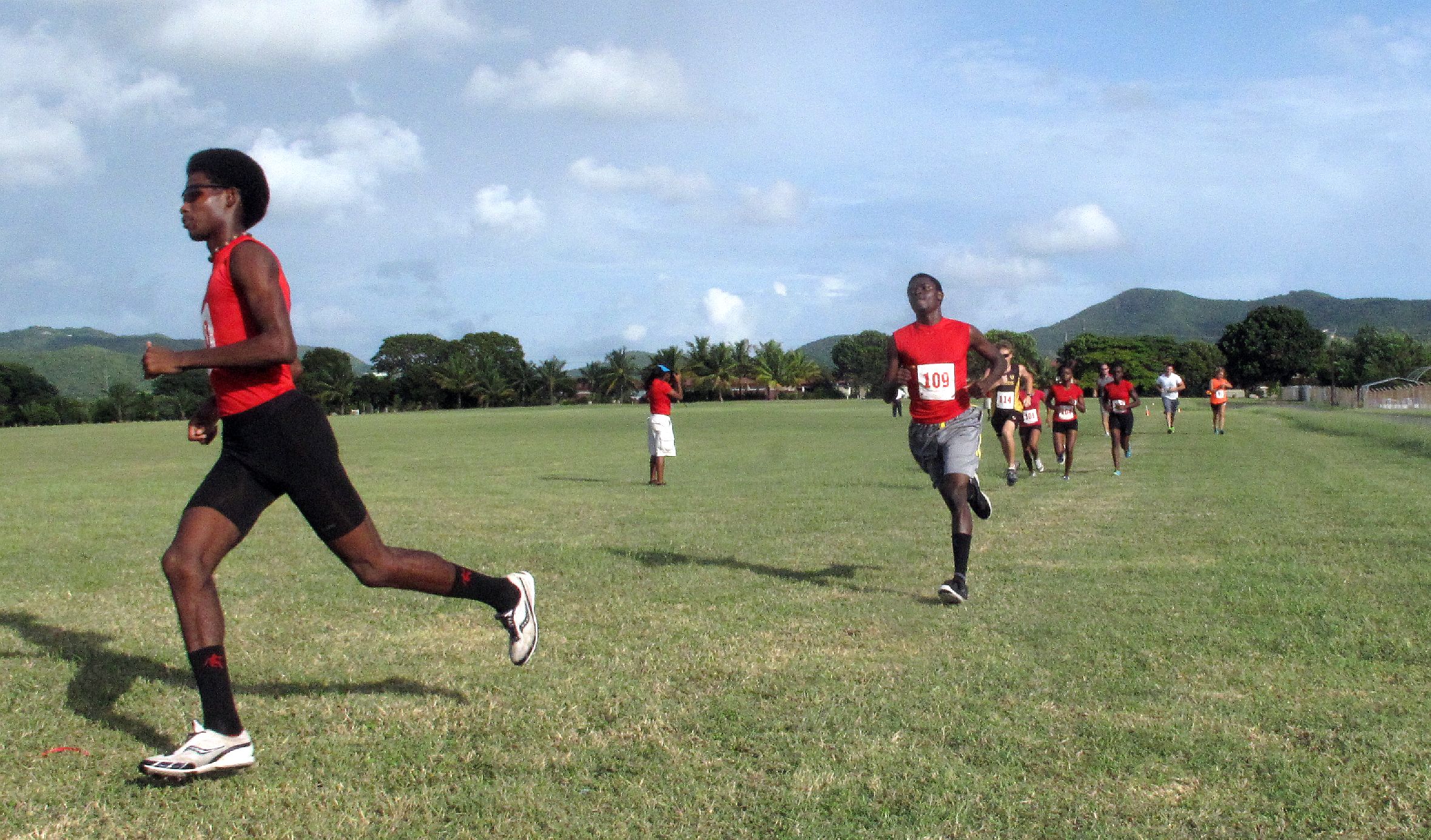 Malique Smith, St. Croix Track Club leads the way in the Veterans Day 5K/V.I. Cross-Country Championships (V.I.Pace Runners Photo)