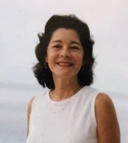 Maria Julia Spenceley Dies in Florida