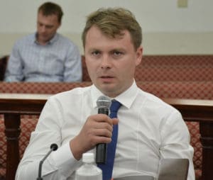 Polcom CEO Lukasz Slominski (Photo by Barry Leerdam, V.I. Legislature)