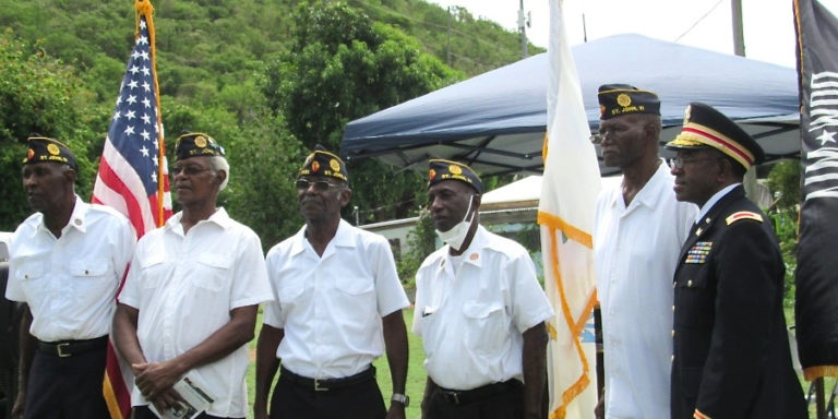 Coral Bay Ceremony Pays Tribute to Johnians Who Served