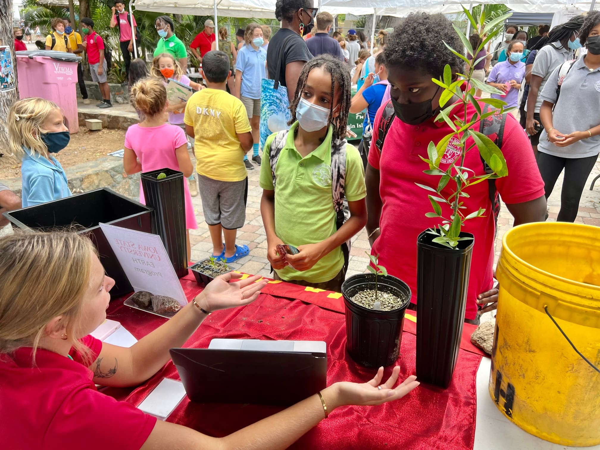 Photo Essay Crowds Gather for Earth Day at Frank Powell Park in