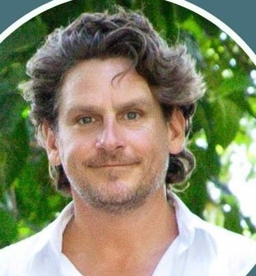 Michael Alexander McKinnon Dies