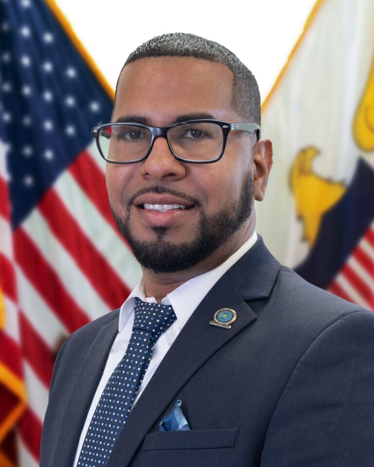 Legislature Corner: Carrión’s Bill Standardizes and Links Government Websites