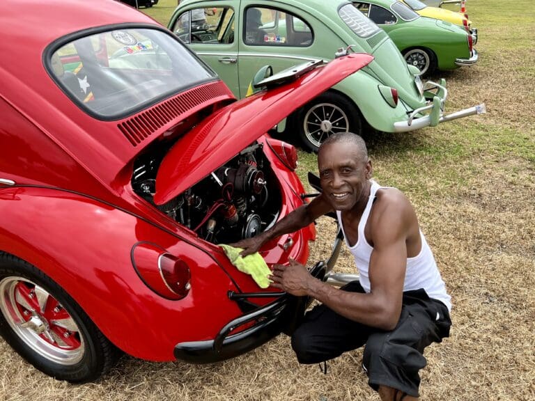 Photo Focus: Coral Bay Parade, Car Show Bring Spirit to Coral Bay