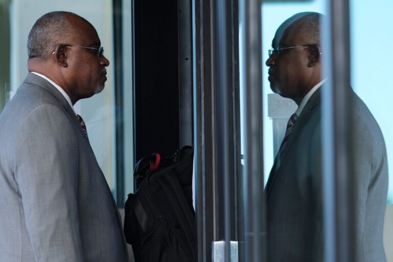 Martinez, O’Neal Arrive at Federal Court for Start of Trial on Fraud, Bribery Charges