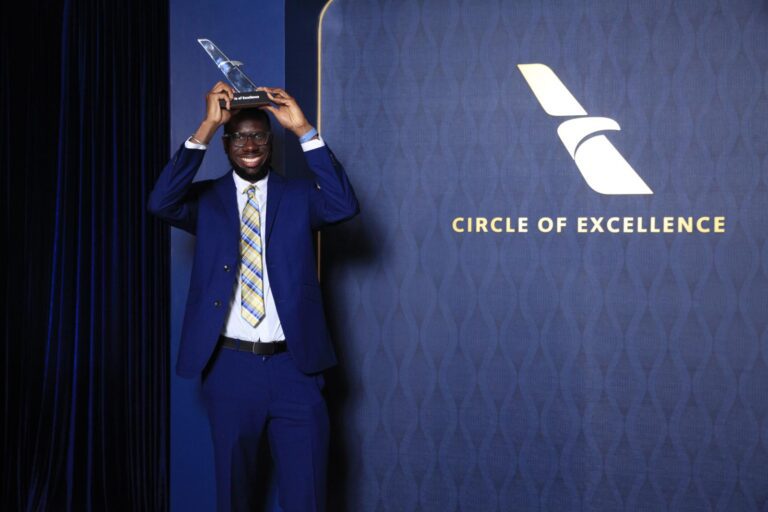Crucian Receives the Highest Award for an American Airlines Employee