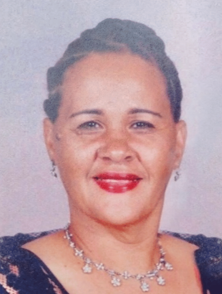 Pauline R. Garray James Dies at 72